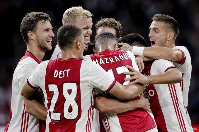 重庆人均体育场地面积3.35平方米 经常性参加体育锻炼人数比例达49.57%